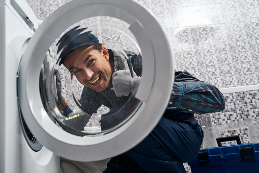 فني صيانة غسالات.png